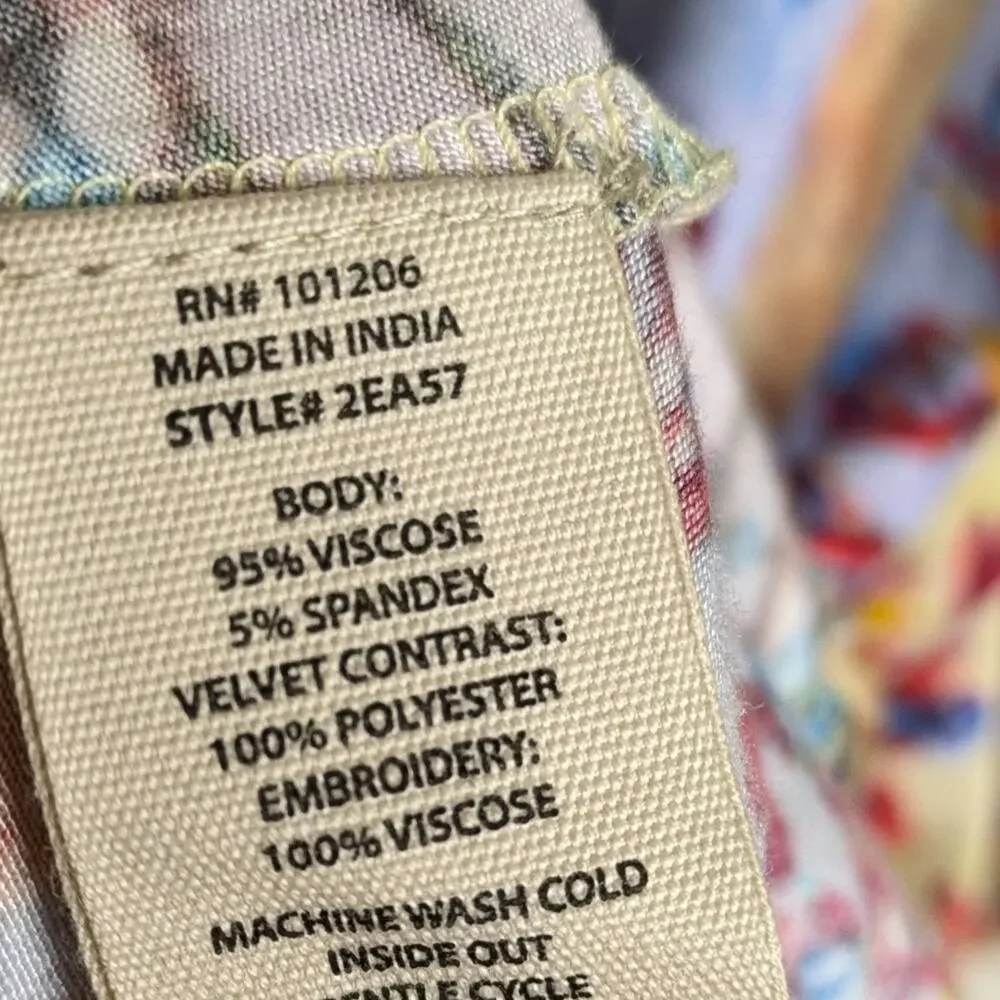 Soft Surroundings Fifi Tunic Top XL Embroidered Mixed Print Bell Sleeve Floral - Picture 10 of 13